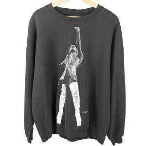 Sweetener World Tour Ariana Grande Live in Concert 2019 XL Sweatshirt Black